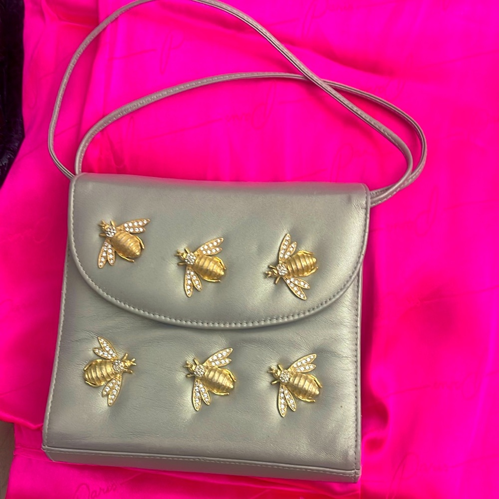 SUSAN GAIL RHINESTONE BEE SMALL HANDBAG